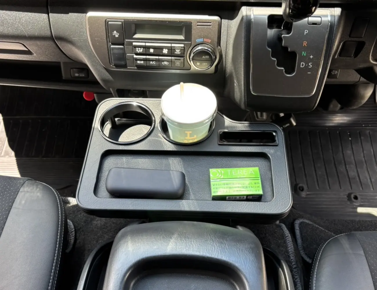 2カップ+スマホホルダー付き