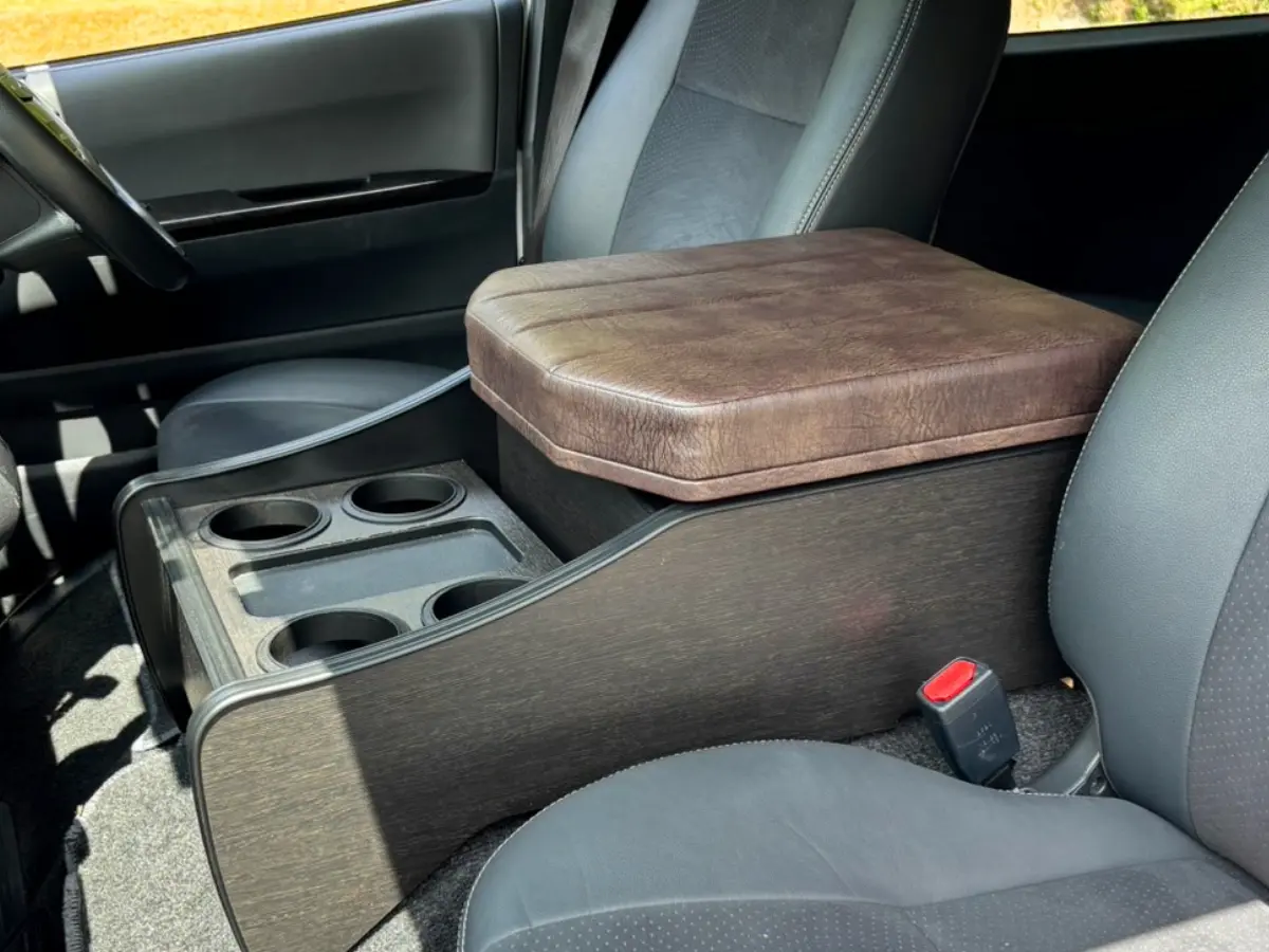 センタ―コンソール