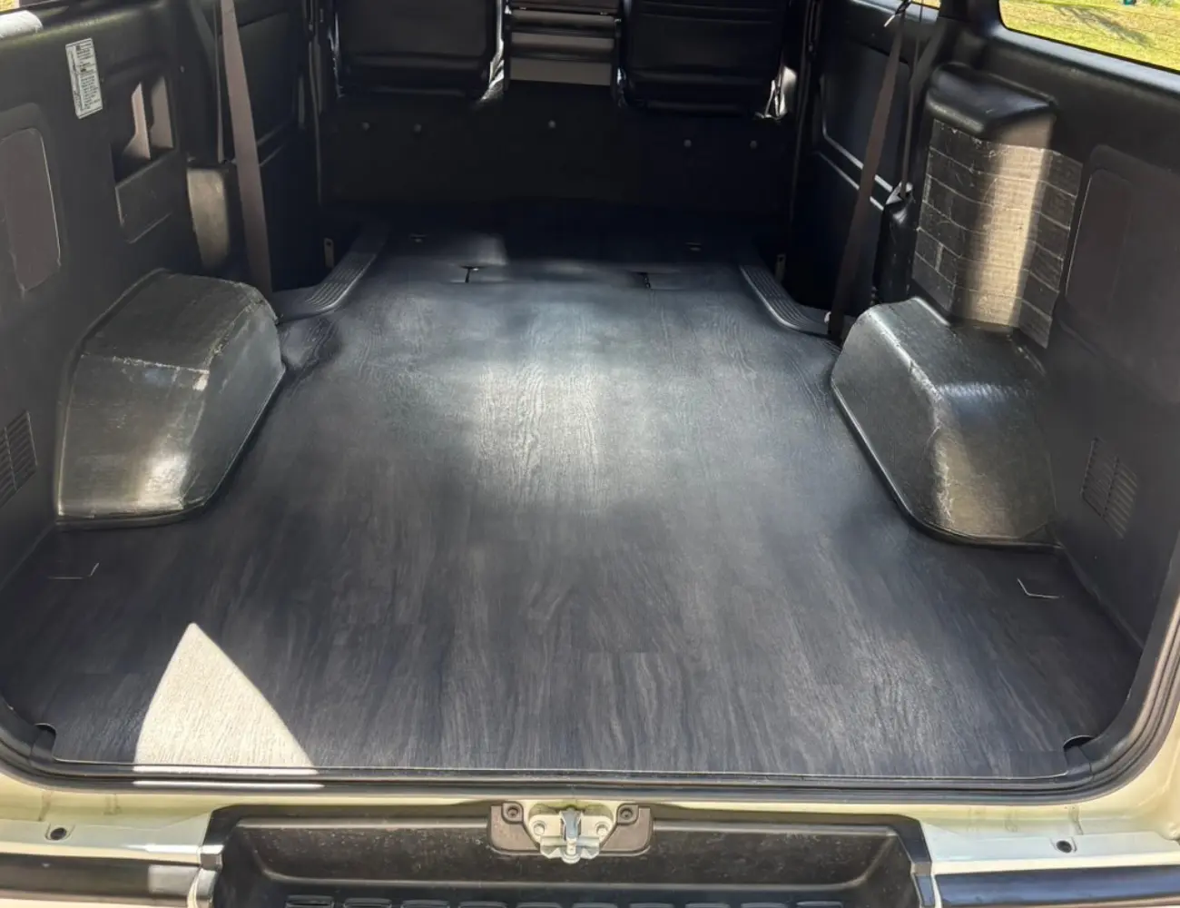 ハイエース専用床材画像